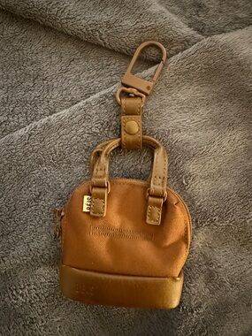 BEIS weekender bag charm in maple